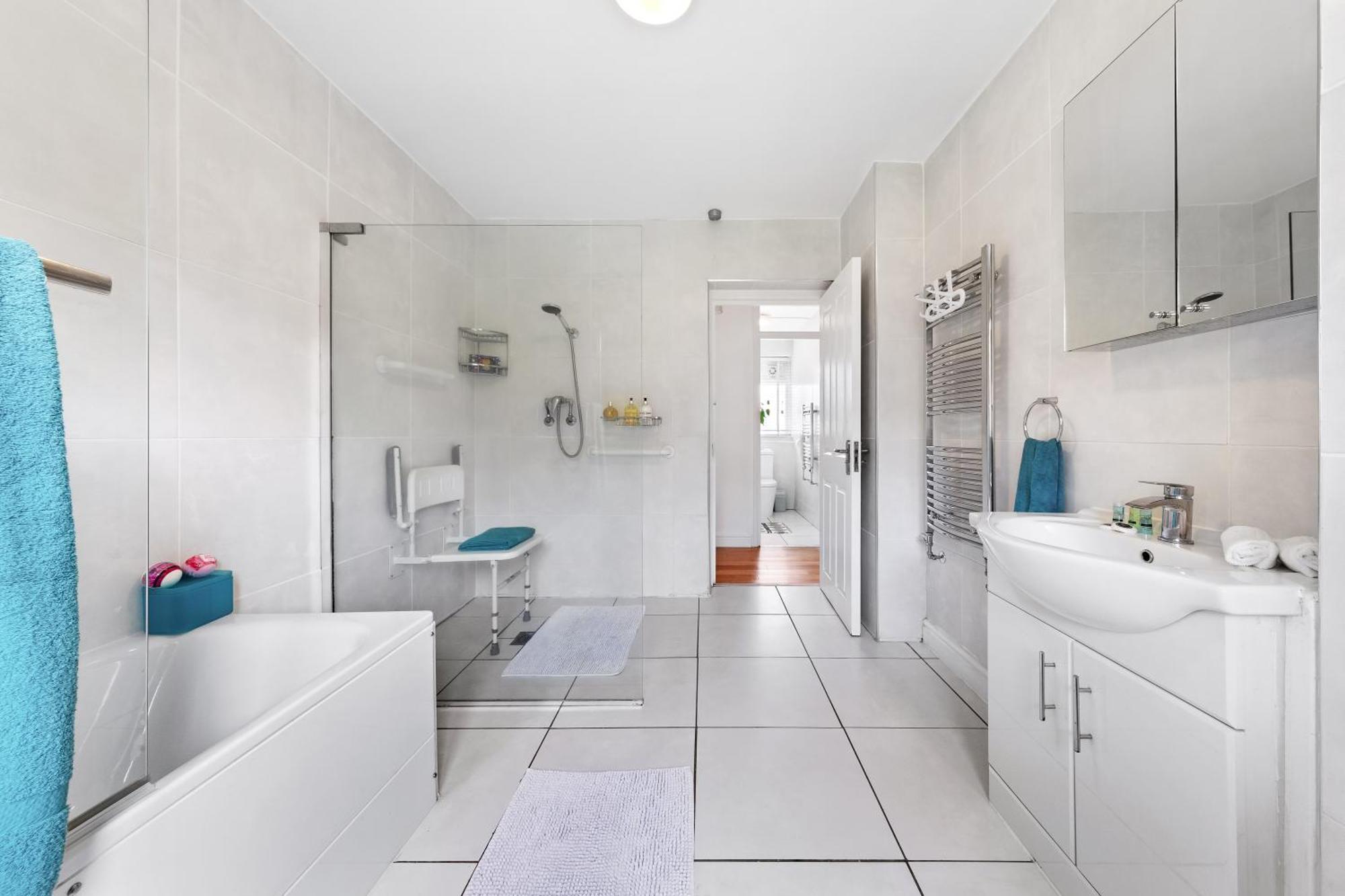 Clapham Serenity Garden Retreat With Free Parking Лондон Екстериор снимка