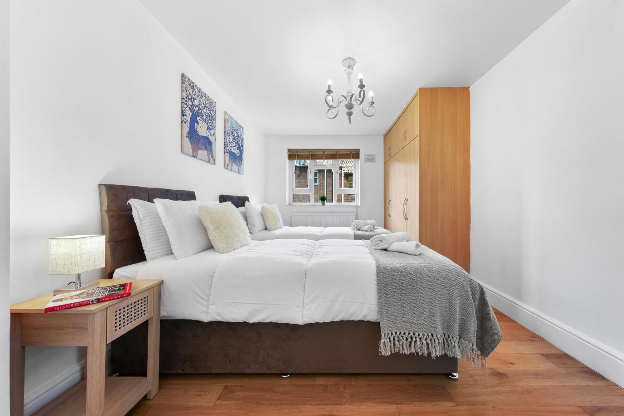 Clapham Serenity Garden Retreat With Free Parking Лондон Екстериор снимка