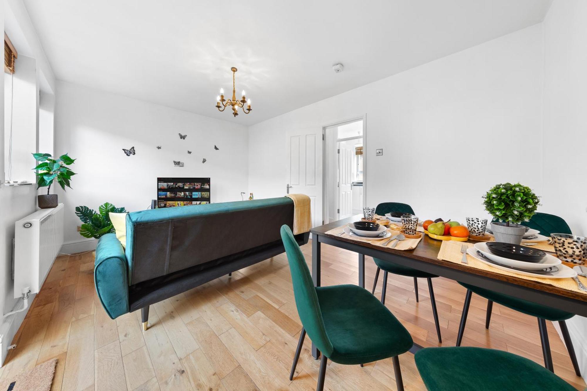 Clapham Serenity Garden Retreat With Free Parking Лондон Екстериор снимка