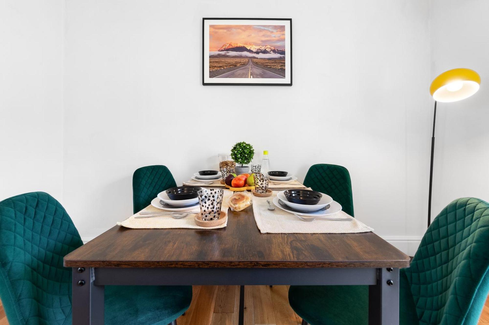 Clapham Serenity Garden Retreat With Free Parking Лондон Екстериор снимка